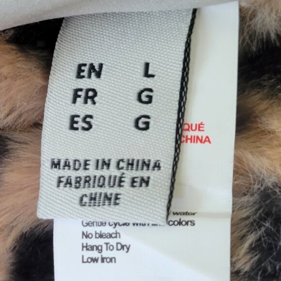 Birch & Stone Reversible Faux Fur Leopard Print Puffer Vest NEW Size Large - Picture 11 of 11